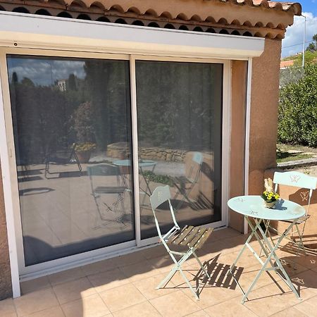 Studio Charmant Avec Terrasse Lançon-Provence المظهر الخارجي الصورة