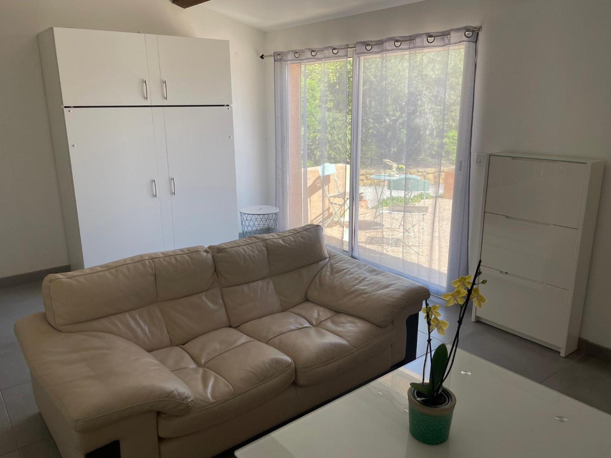 Studio Charmant Avec Terrasse Lançon-Provence المظهر الخارجي الصورة