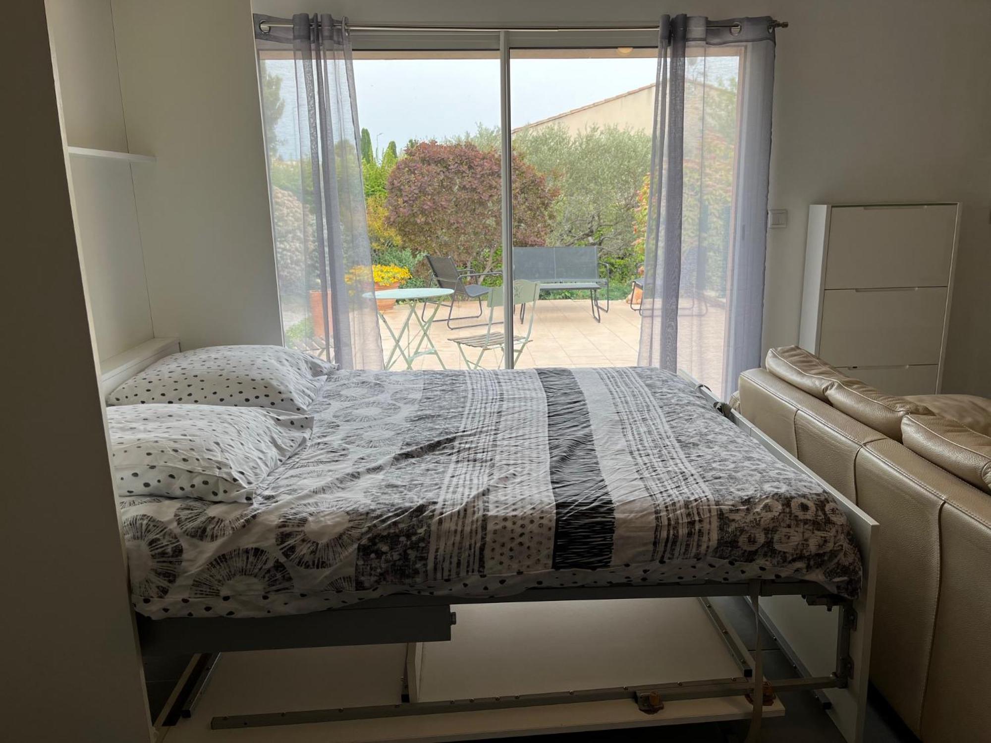 Studio Charmant Avec Terrasse Lançon-Provence المظهر الخارجي الصورة